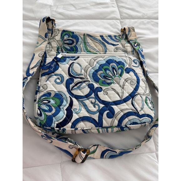 Vera Bradley "Mediterranean White" Crossbody Hipster Quilted Cotton - Picture 6 of 13